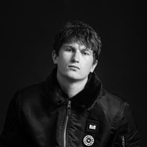 Andrew Cushin + Special Guests