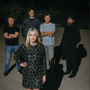 Melys - performing with The Vita String Quartet