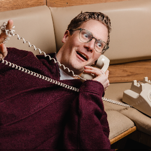 Comedy - Robin Morgan: Let's Overshare!