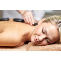 Masaje con Piedras Calientes