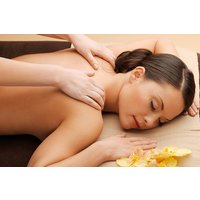 Masaje antiestrés californiano + Spa en la piscina