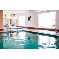 Spa para 2 adultos + 1 niño/a (5 a 11 años)