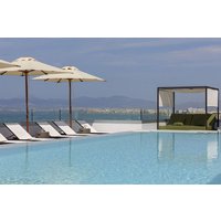Day Pass con Desayuno Buffet y Acceso Spa