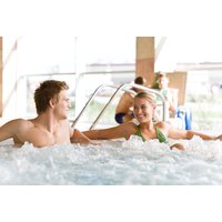 Spa + Hidromasaje Especial Romántica + Desayuno Buffet en el Monte | Para 2